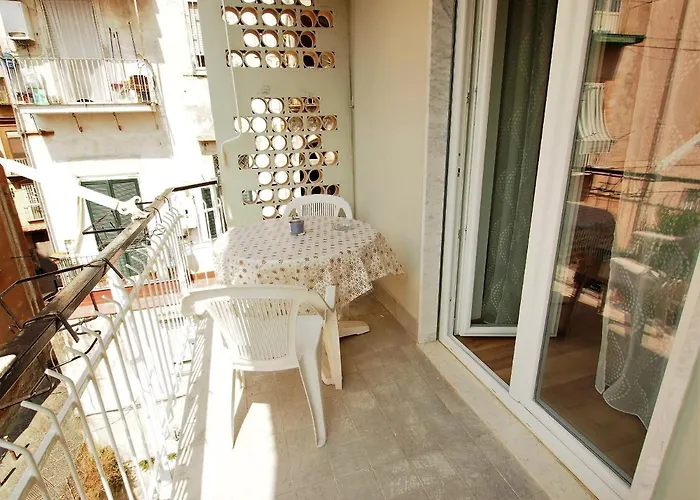 Tutto su Beb Ercolano: Comfort, Accoglienza e Storia