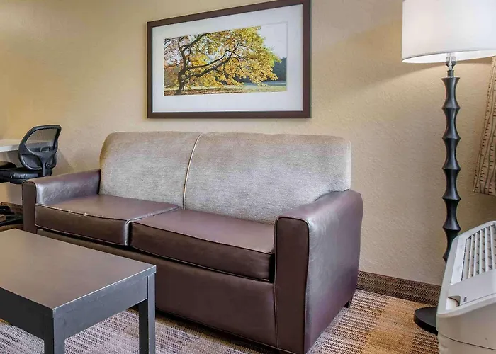 Top Hotels Near Lexington Medical Center, West Columbia